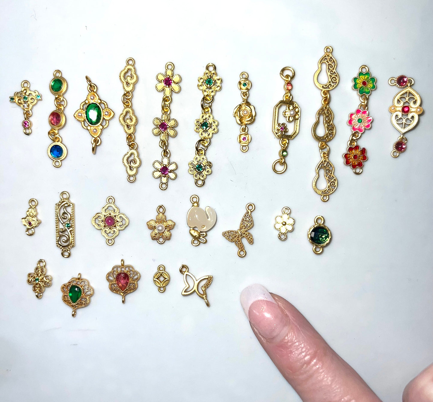 Connectors for necklaces or bracelets, In Matte Gold Toned