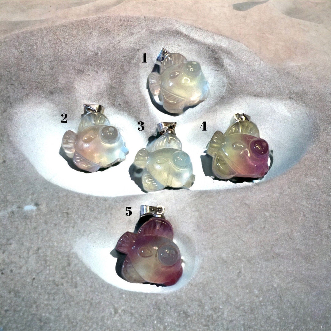 Puffer Fish Fluorite Mini Carving Pendants